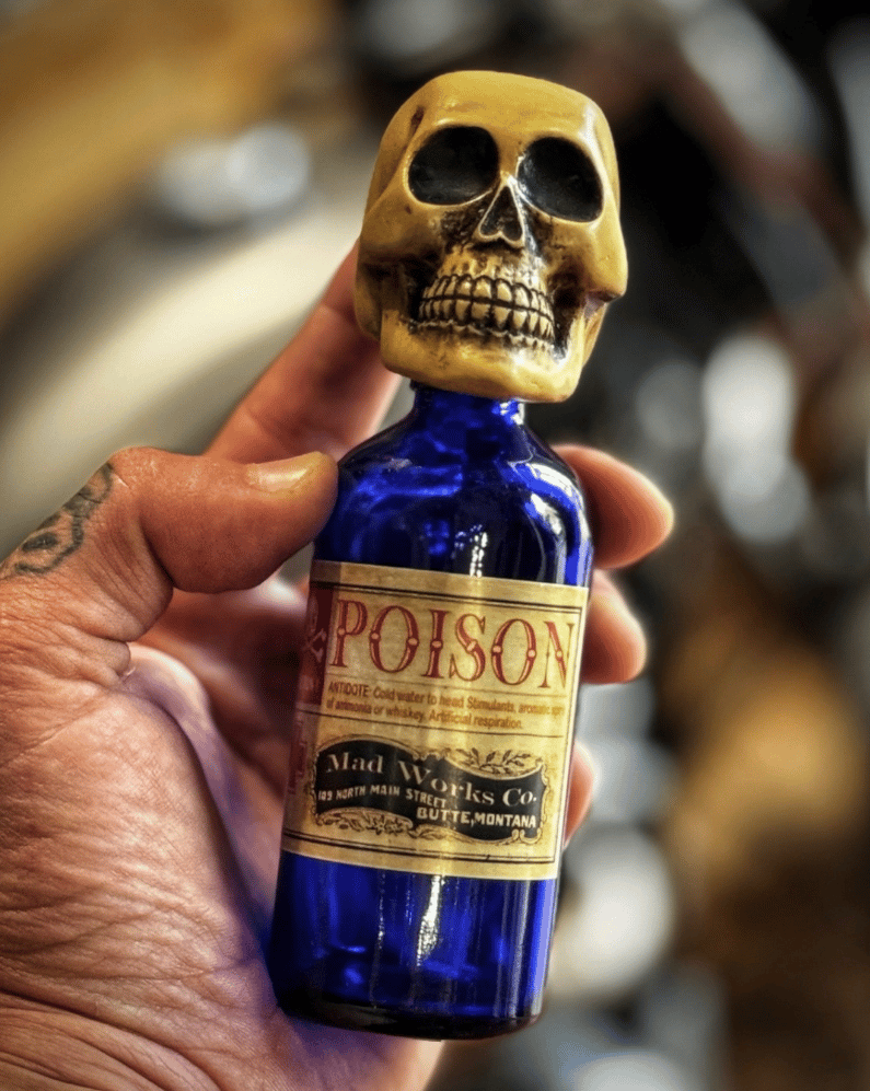POP SCULL POISON BOTTLE OZWORKS ペイントver. Poison bottle | MadWorks